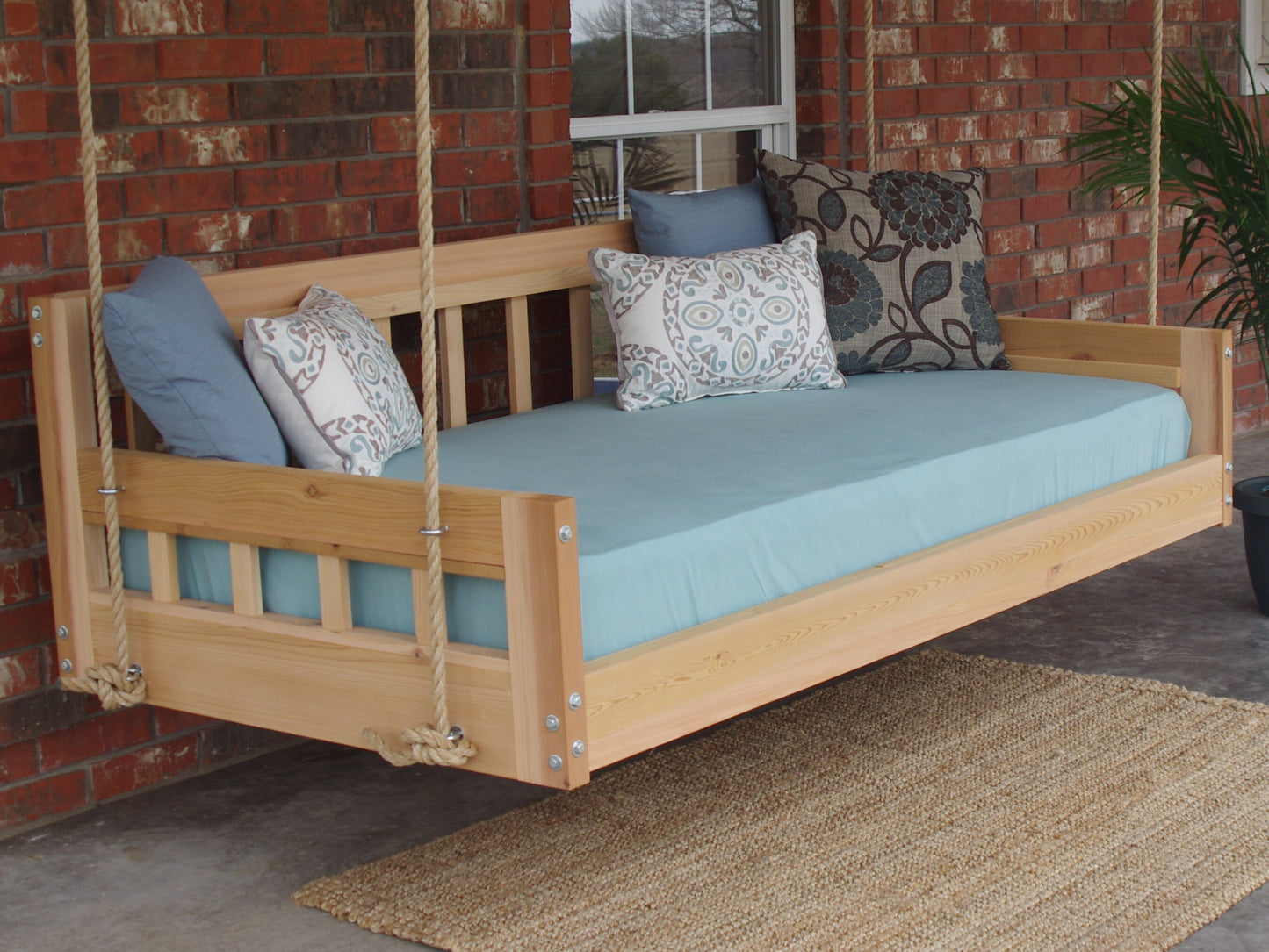 American Daybed Swing