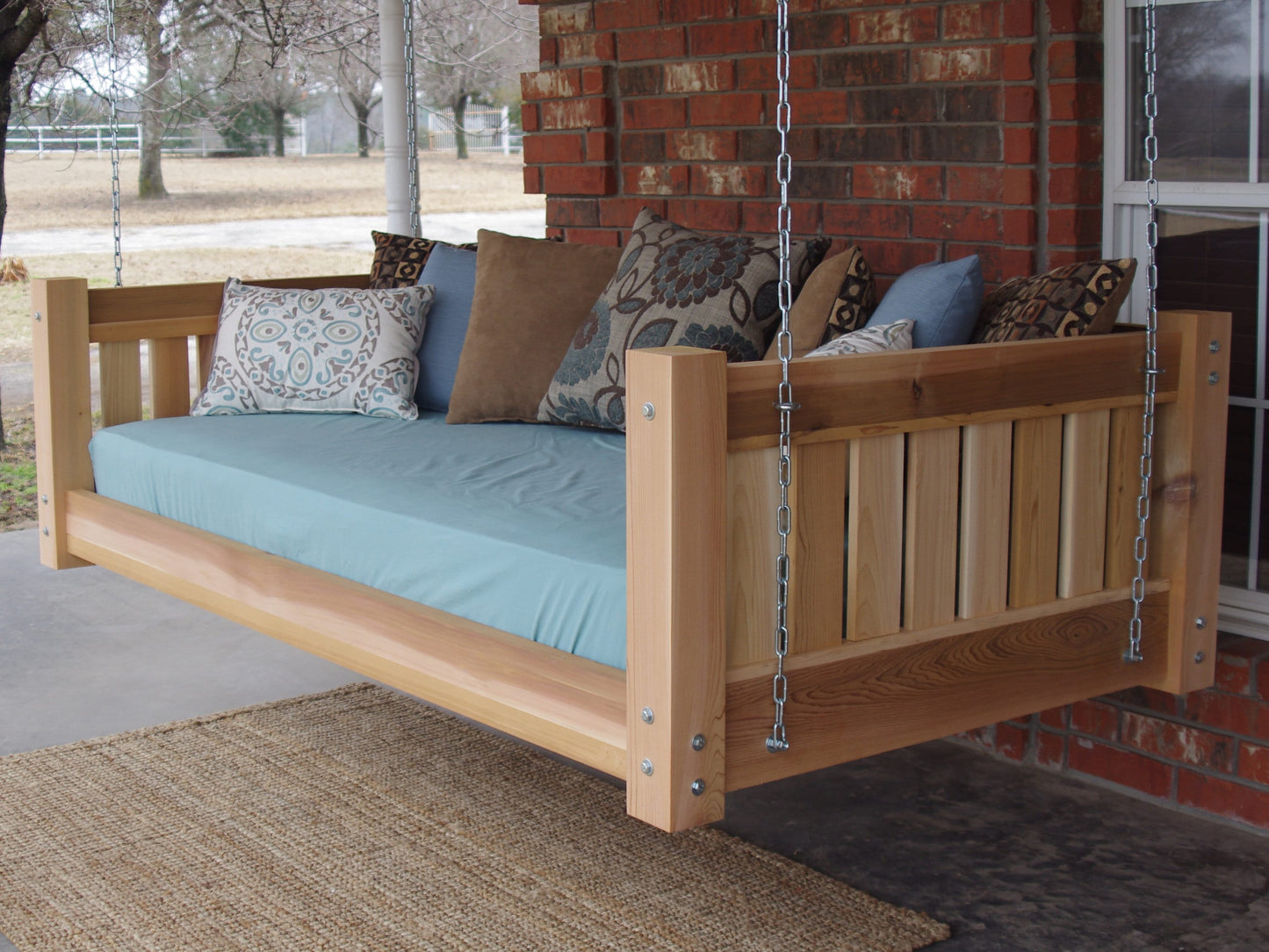 Threeman Products Cedar Victorian Style Daybed Swing